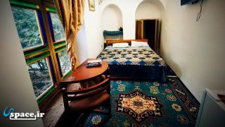 نمای داخلی اتاق 2 تخته هتل سنتی خادمی - اصفهان